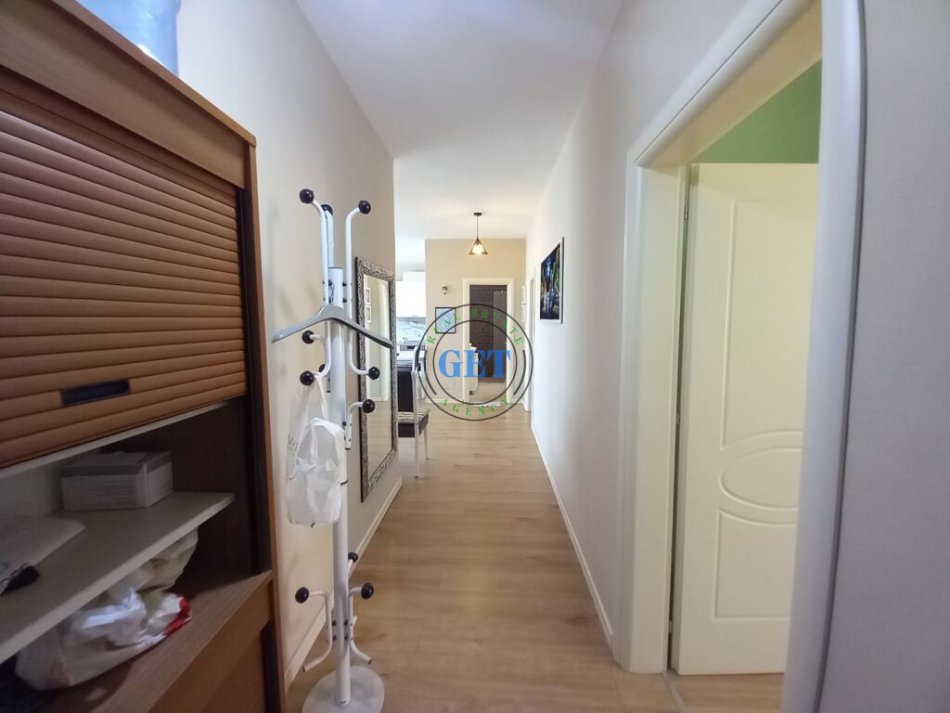 Durres, jepet me qera apartament 2+1+Ballkon Kati 3, 120 m² 650 € (Vila Zogut, Durres)