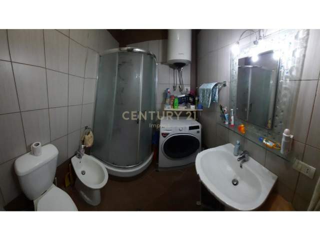 Tirane, shes apartament 2+1+BLK Kati 2, 127 m² 90.000 Euro (Yzberisht)
