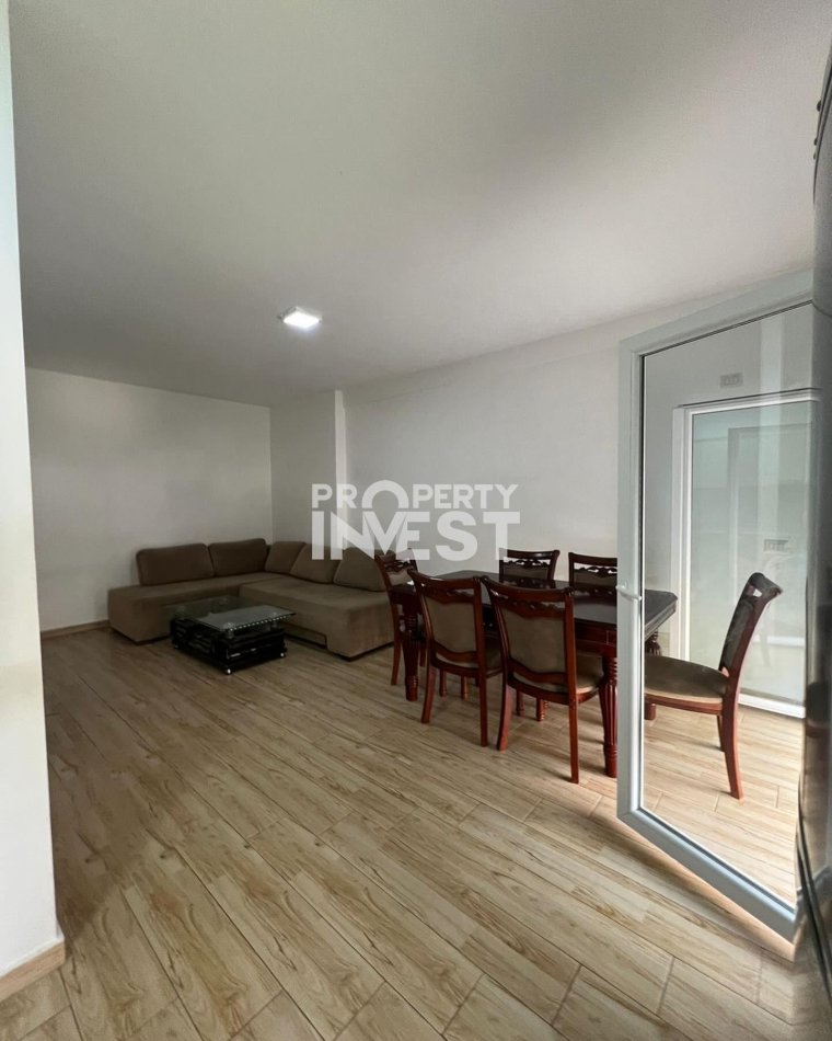 Tirane, shitet apartament 1+1 Kati 1, 86 m² 145.000 € (5 Maji)