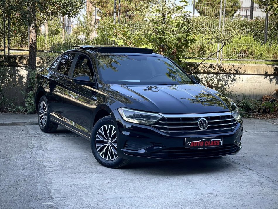 Tirane, shes makine VW JETTA, 2019, AUTOMAT, GJENDJE PERFEKTE Benzin, e zeze automatik Klima 1.232 km 13.490 €