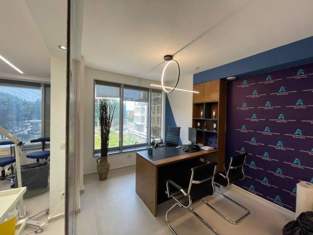 Tirane, jepet me qera zyre Kati 3, 70 m² 800 Euro (Myslym Shyri)