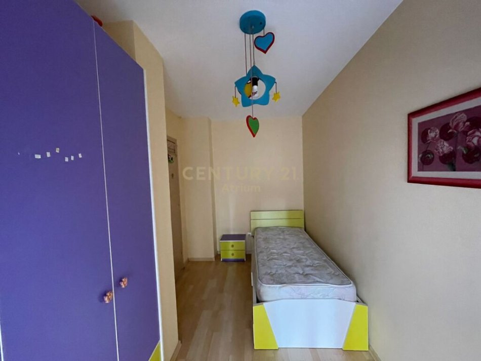 Tirane, jepet me qera apartament 2+1 Kati 3, 80 m² (prane 21 dhjetorit)