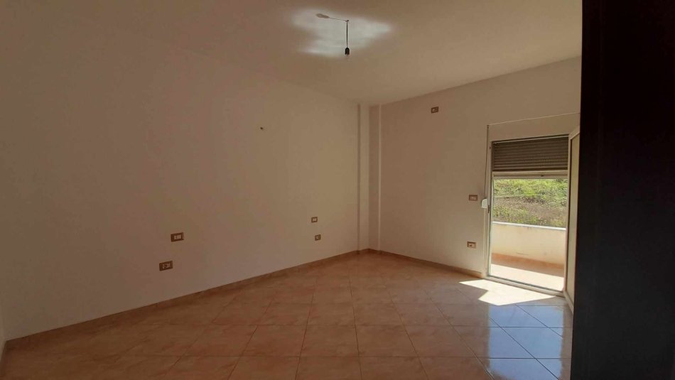 Durres, shes Vile 3 Katshe Kati 4, 350.000 € 