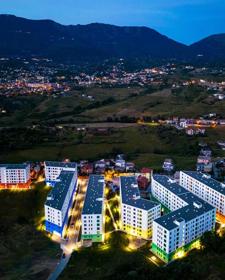 Tirane, shitet apartament 2+1+Ballkon Kati 5, 93 m² 130.760 € (Kompleksi Kaimi, Ali Dem)