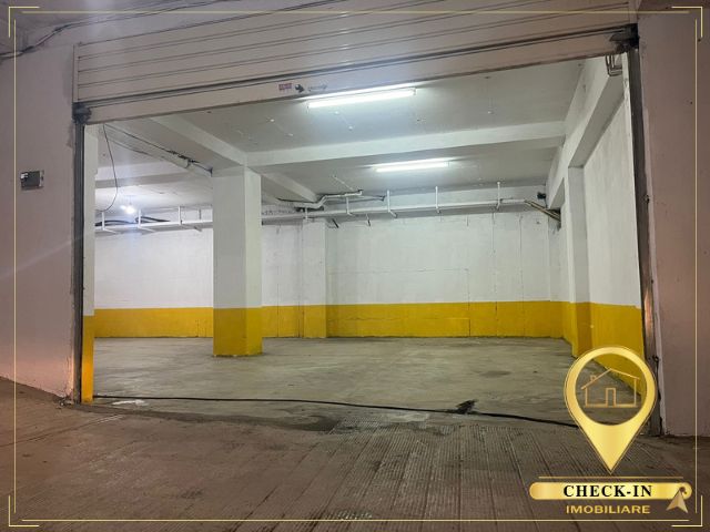 Tirane, shitet magazine Kati -1, 125 m² (5 Maji)