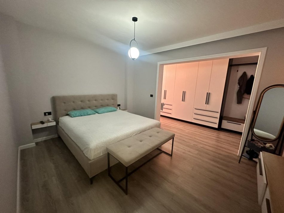 shes super apartament 2+1+2+Ballkon Kati 4, 125 m² 239.000 € (Prane Bllokut Vasil shanto)