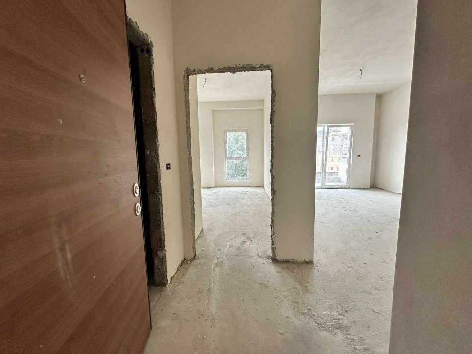 Tirane, shitet apartament 1+1 Kati 2, 74 m² 114.175 € (RRUGA DRITAN HOXHA)