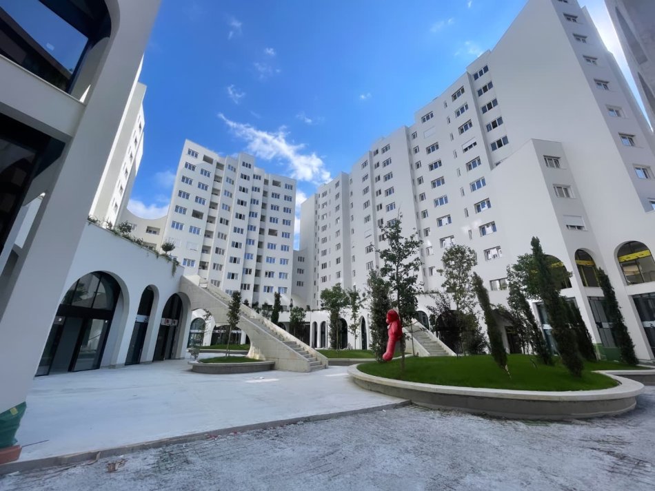 Tirane, shitet apartament 3+1+Ballkon Kati 10, 136 m² 195.000 € (River Residence)