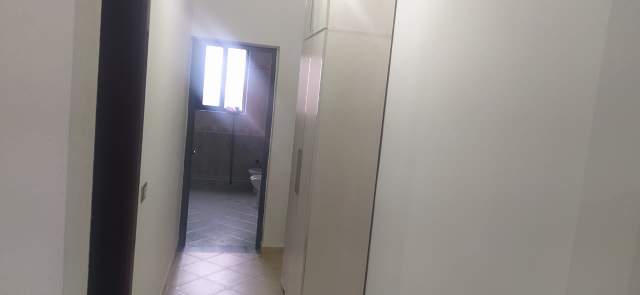 Tirane, jepet me qera Vile 2+1 Kati 1, 90 m² 30.000 Leke (rruga Arjan Xhumari)