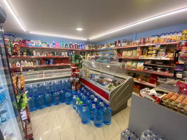 Tirane, shitet ambjent biznesi Kati 0, 32 m² 100.000 Euro (Rruga Allaman Dervishi)