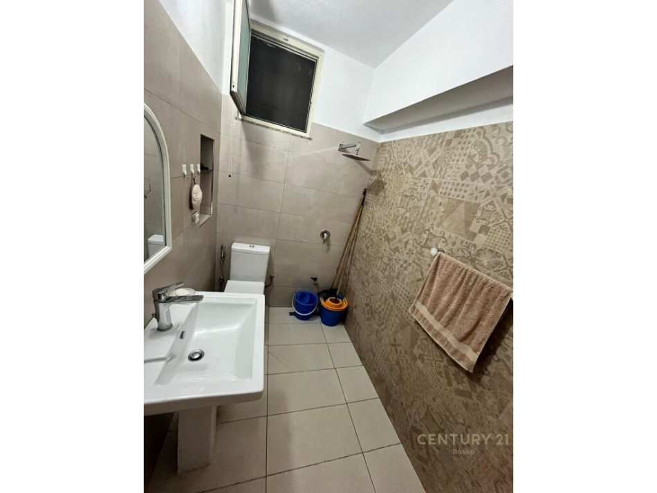Tirane, shitet apartament 1+1 Kati 0, 86.000 € (Ne Don Bosko)