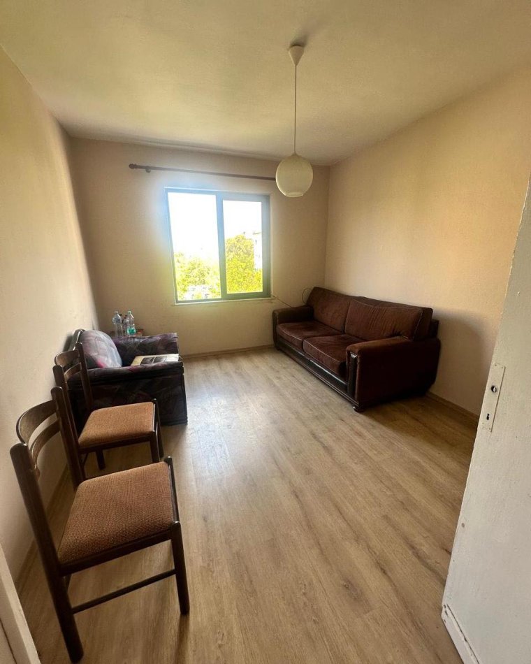 Tirane, shes apartament 2+1+Ballkon Kati 4, 76 m² 133.000 € (Rr. Mine peza perblle me Harry Fultz)
