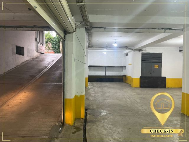 Tirane, shitet magazine Kati -1, 125 m² (5 Maji)