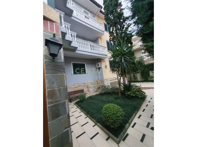 Shqiperi, shitet Vile 3 Katshe Kati 3, 680 m² 430.000 Euro
