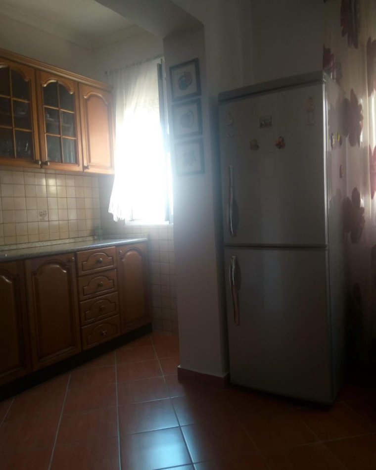 Tirane, shes apartament 2+1+Ballkon Kati 5, 84 m² 110.000 € (Ali Dem, Rr. idriz Dollaku)