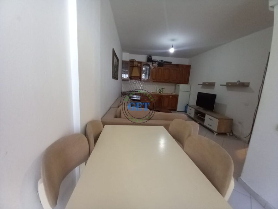 Durres, jepet me qera apartament 1+1 Kati 1, 60 m² 250 € (Plazh, Durres)
