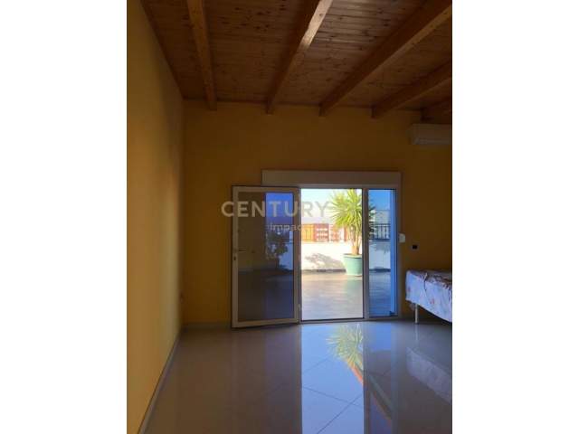 Tirane, shitet Penthouse 2+1+BLK Kati 11, 183 m² 255.000 Euro (Rruga e Kavajës Tirana, Albania)