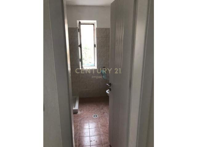 Tirane, shitet apartament 2+1 Kati 3, 82 m² 85.000 Euro (Rruga Hasan Sufa, Brryli)