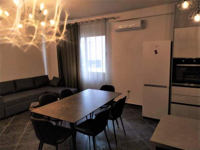 Tirane, jepet me qera apartament Kati 2, 110 m² 35.000 Leke (dalip topi)