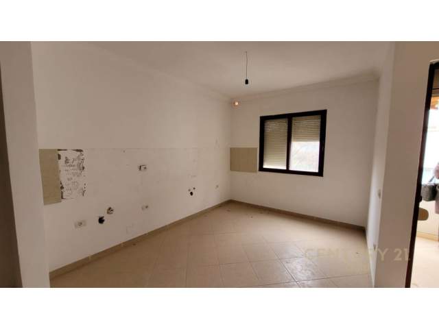 Tirane, shitet apartament 2+1 Kati 3, 110 m² 75.000 Euro (Ana Market)