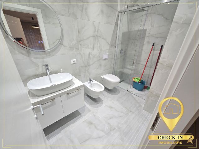 Tirane, jepet me qera apartament 2+1+Aneks+Ballkon Kati 1, 107 m² 1.000 € (Rose Garden Residence, afer Teg)