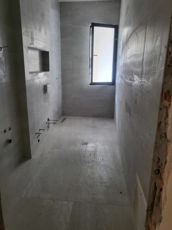 Tirane, shitet apartament 2+1+Ballkon Kati 4, 112 m² 292.500 € (Shkolla Vasil Shanto)