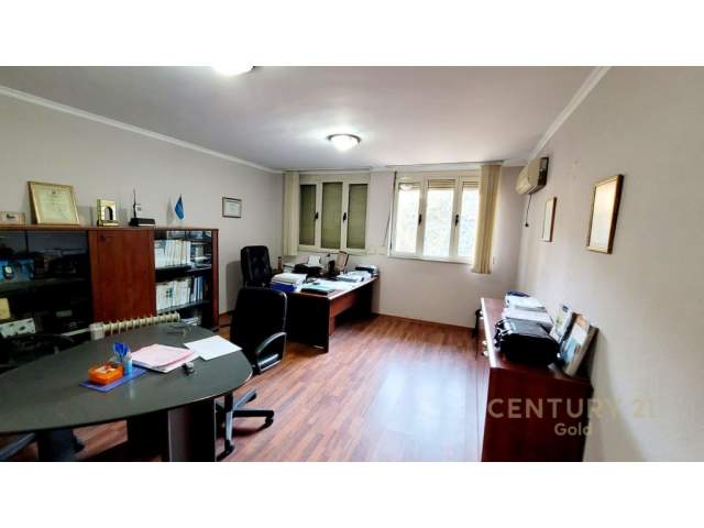 Tirane, shitet ambjent biznesi Kati 0, 160 m² 300.000 Euro (rruga e durresit)