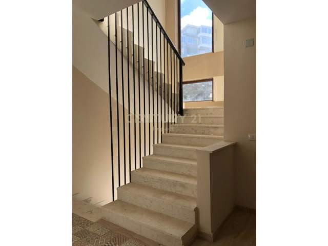 Tirane, shes apartament 3+1+A+BLK Kati 4, 178 m² 211.000 Euro (Kopshti Botanik)