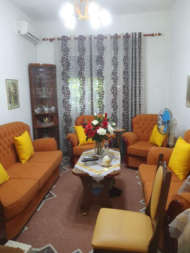Tirane, jepet me qera apartament 2+1 Kati 2, 61 m² 350 Euro (Sheshi Willson)