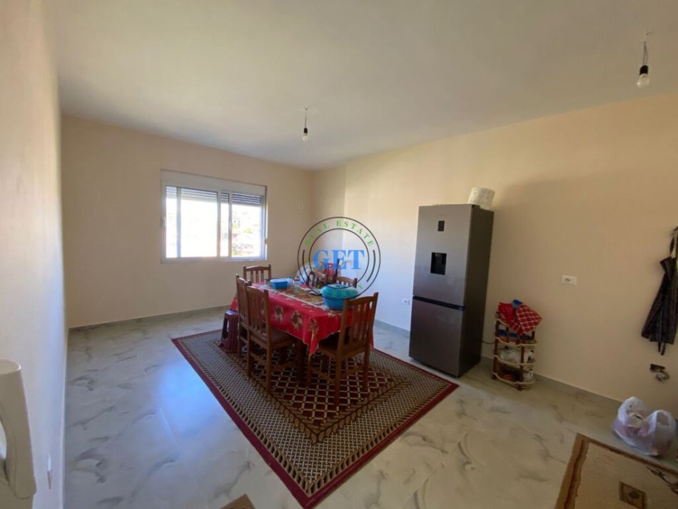 Durres, shitet apartament 1+1+Ballkon Kati 3, 64 m² 70.000 € (Plepa, Durres)