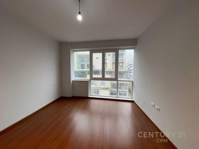 Tirane, shitet apartament 2+1+BLK Kati 4, 94 m² 62.000 Euro (Ish Parku)