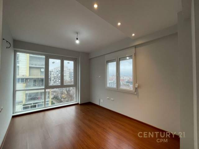 Tirane, shitet apartament 2+1+BLK Kati 4, 94 m² 62.000 Euro (Ish Parku)
