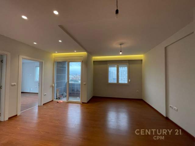 Tirane, shitet apartament 2+1+BLK Kati 4, 94 m² 62.000 Euro (Ish Parku)