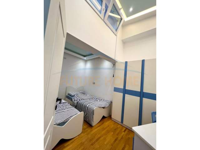 Tirane, shitet Vile 2+1 Kati 4, 100 m² 550 Euro (Sauk)