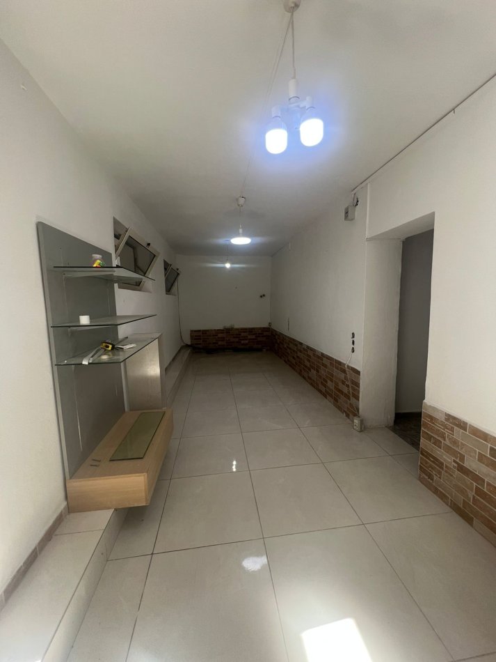 Tirane, jepet me qera ambjent biznesi Kati 0, 30 m² 400 € (Myslym Shyri)