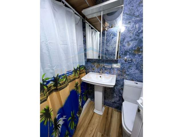 Tirane, shitet Vile 2+1 Kati 4, 100 m² 550 Euro (Sauk)