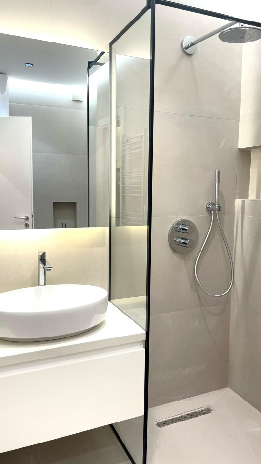 Tirane, shitet apartament 2+1 Kati 3, 107 m² 275.000 € 