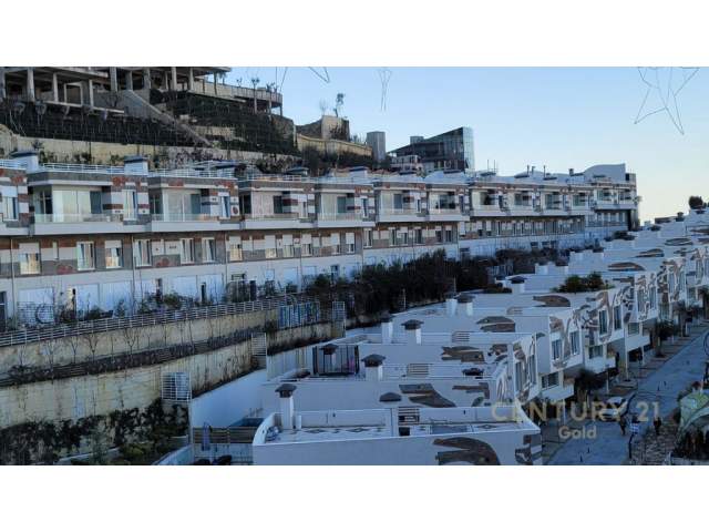 Tirane, jap me qera apartament 4+1 Kati 1, 300 m² 1.200 Euro (kodra e diellit)