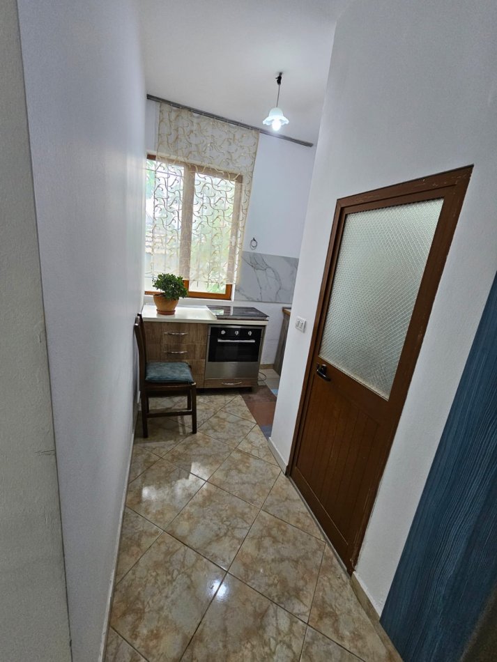Tirane, jepet me qera Vile 1+1+Ballkon Kati 1, 60 m² 400 € (Frang bardhi)