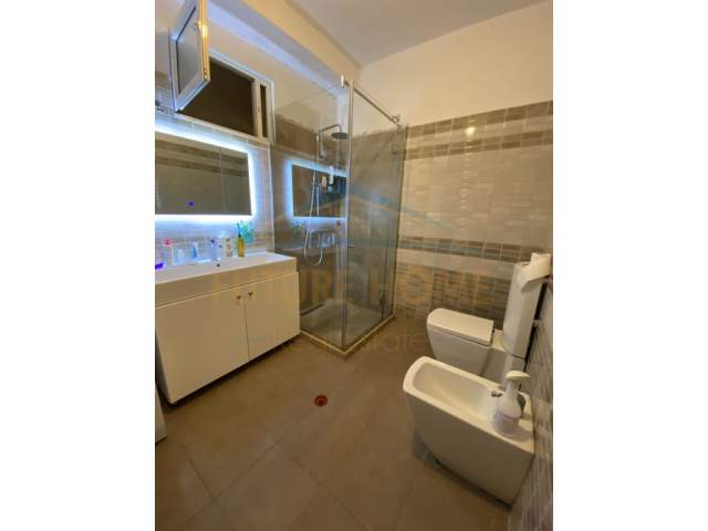 Tirane, shitet apartament 2+1+BLK Kati 2, 104 m² 129.000 Euro (Teodor Keko)