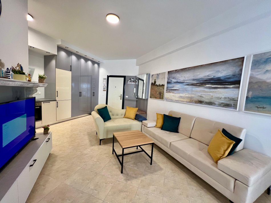 Radhime - Orikum, shitet apartament 1+1+Ballkon Kati 3, 62 m² 105.000 € (Orikum)