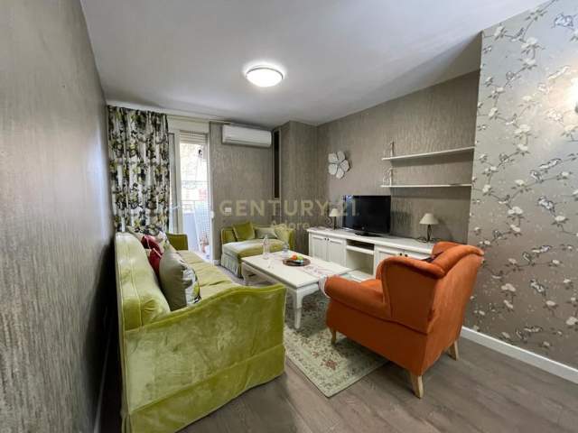 Tirane, SHESIM APARTAMENT 1+1 PRANE JURIDIKUT, 80 m² 150.000 Euro (Vaso Pasha)