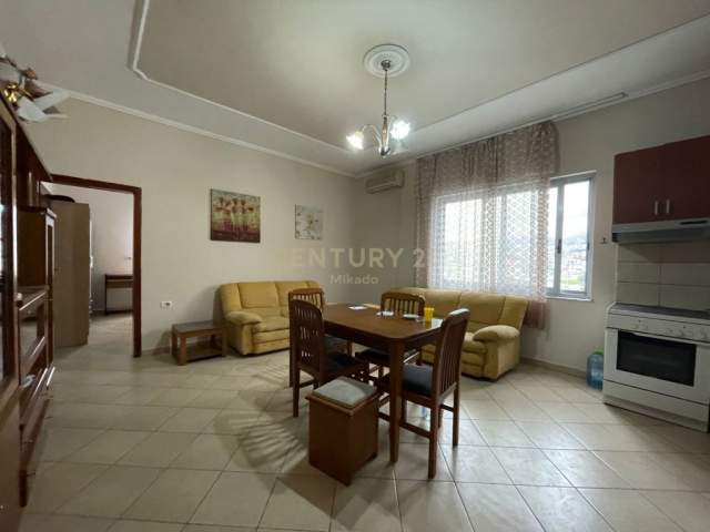 Tirane, shitet apartament Kati 3, 80 m² 67.000 Euro (Ali Demi)