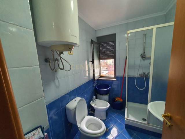 Tirane, shitet apartament 1+1+BLK Kati 8, 75 m² 120.000 Euro (9 Kateshet)