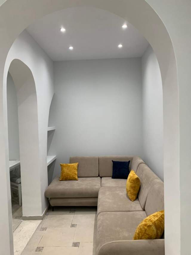 Tirane, jepet me qera shtepi 1+1+BLK Kati 2, 60 m² 40.000 Leke (rruga Kristaq Capo)
