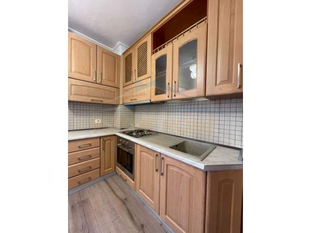 Tirane, shitet apartament 2+1+BLK Kati 8, 117 m² 120.000 Euro (Don Bosko)