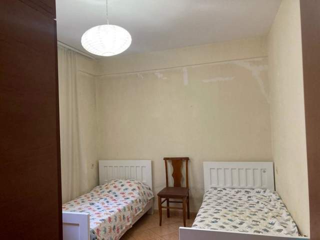 Tirane, shitet apartament 2+1 prane policise Bashkiake Kati 0, 117 m²  (Rruga e Kavajes)