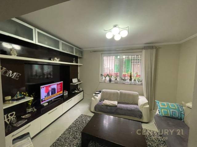 Tirane, shitet apartament 2+1 Kati 1, 103 m² 88.000 Euro