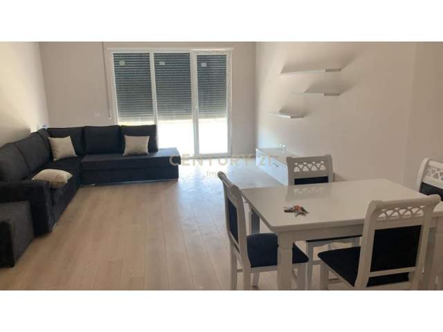 Tirane, shitet apartament 1+1+BLK Kati 3, 74 m² 89.000 Euro