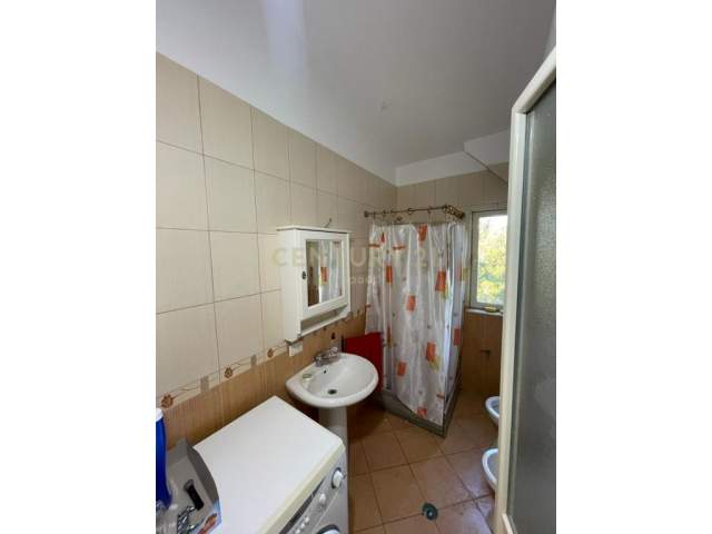Qerret, shitet apartament ne plazh 2+1+BLK Kati 4, 92 m² 110.000 Euro (Rruga e Fshatrave Turistike, Qerret Kavajë)
